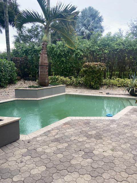 6317 25th Way - Photo 1