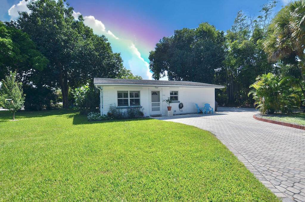 1406 Palm City Road - Photo 1