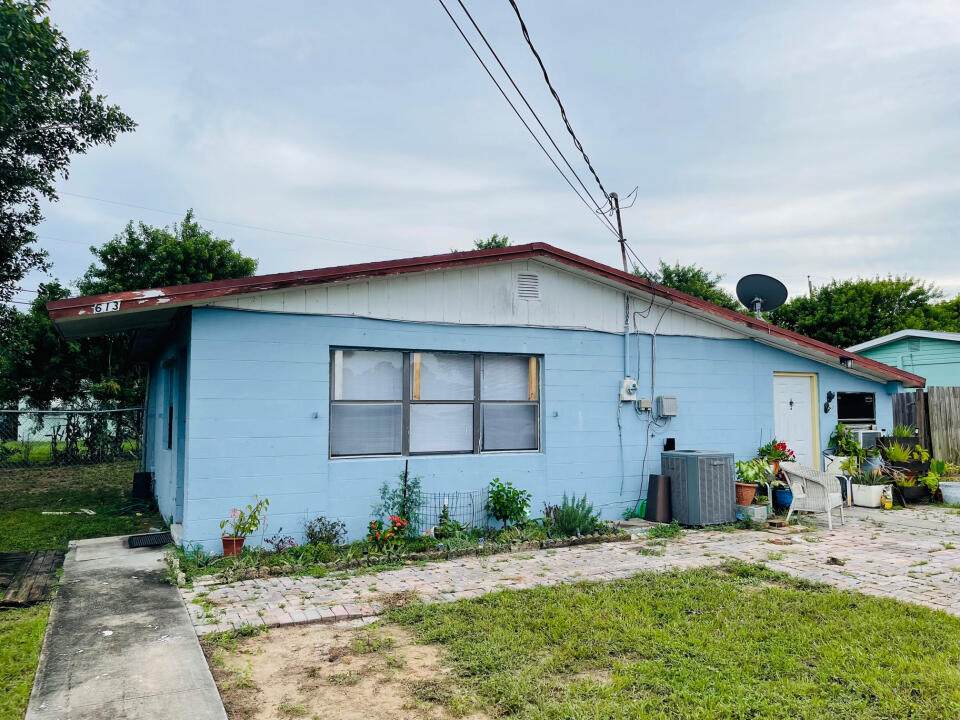 613 3rd Street - Photo 1