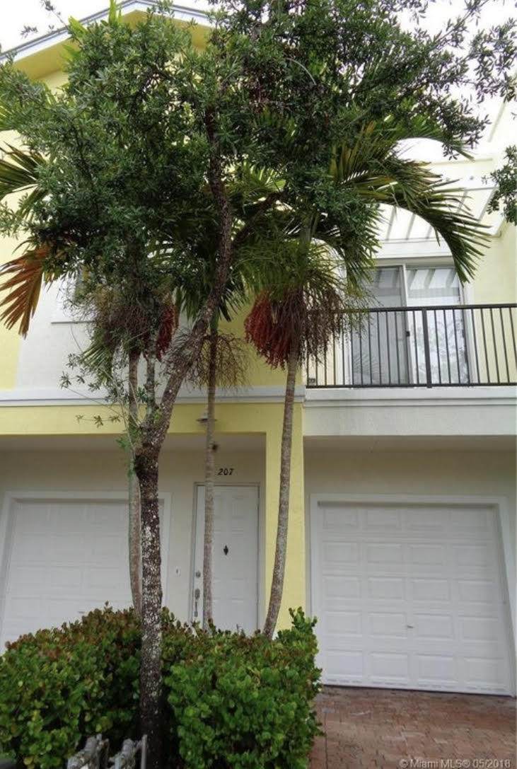 10360 Stephanie Way - Photo 1