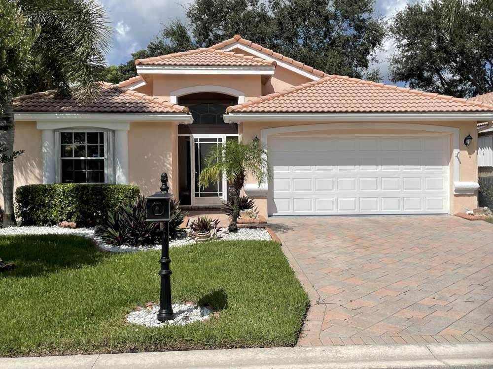 7142 Modena Drive - Photo 1
