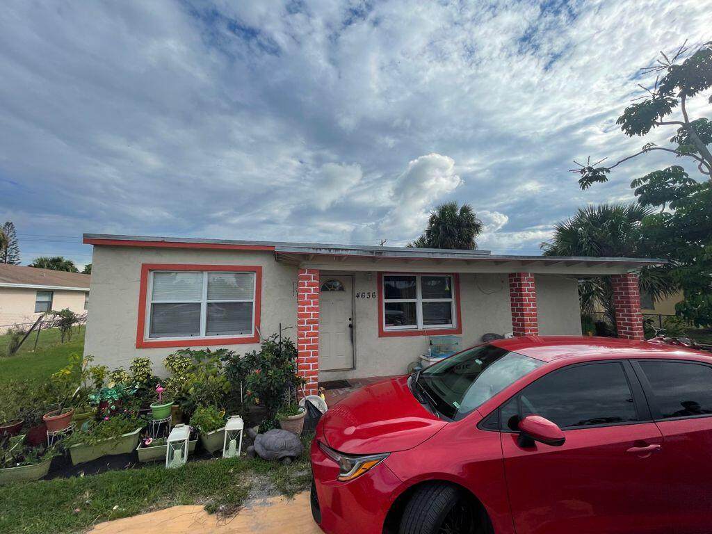 4636 Myrtle Lane - Photo 1