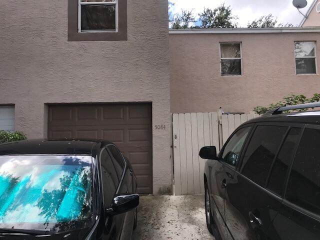 5084 Pine Abbey Drive - Photo 1