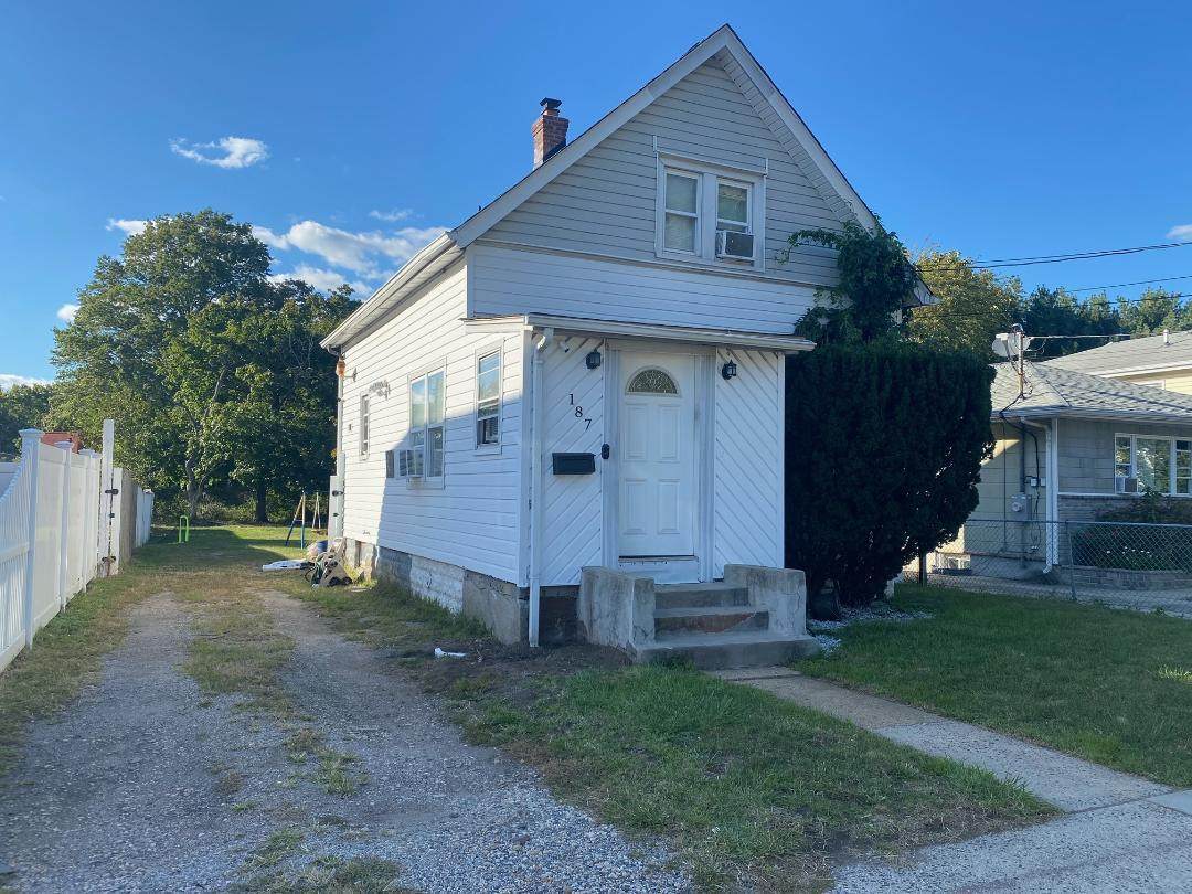187 Stewart Avenue - Photo 1
