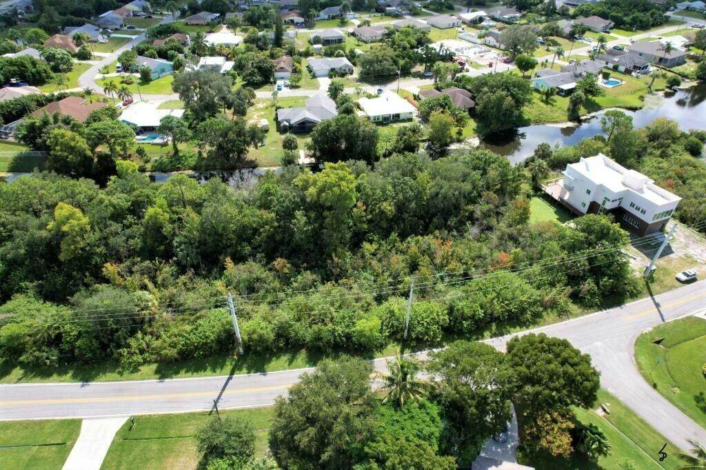 2525 Appleby Street - Photo 1