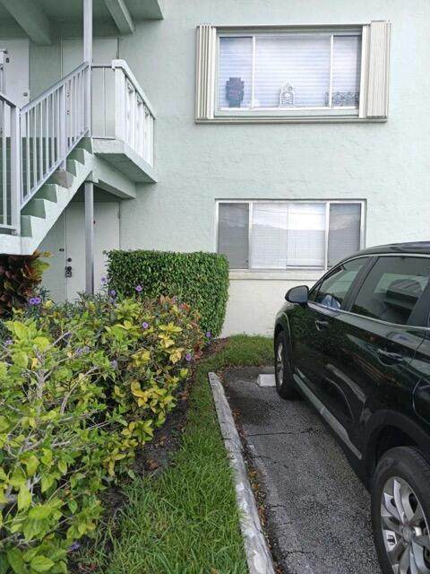 3500 Springdale Blvd - Photo 1