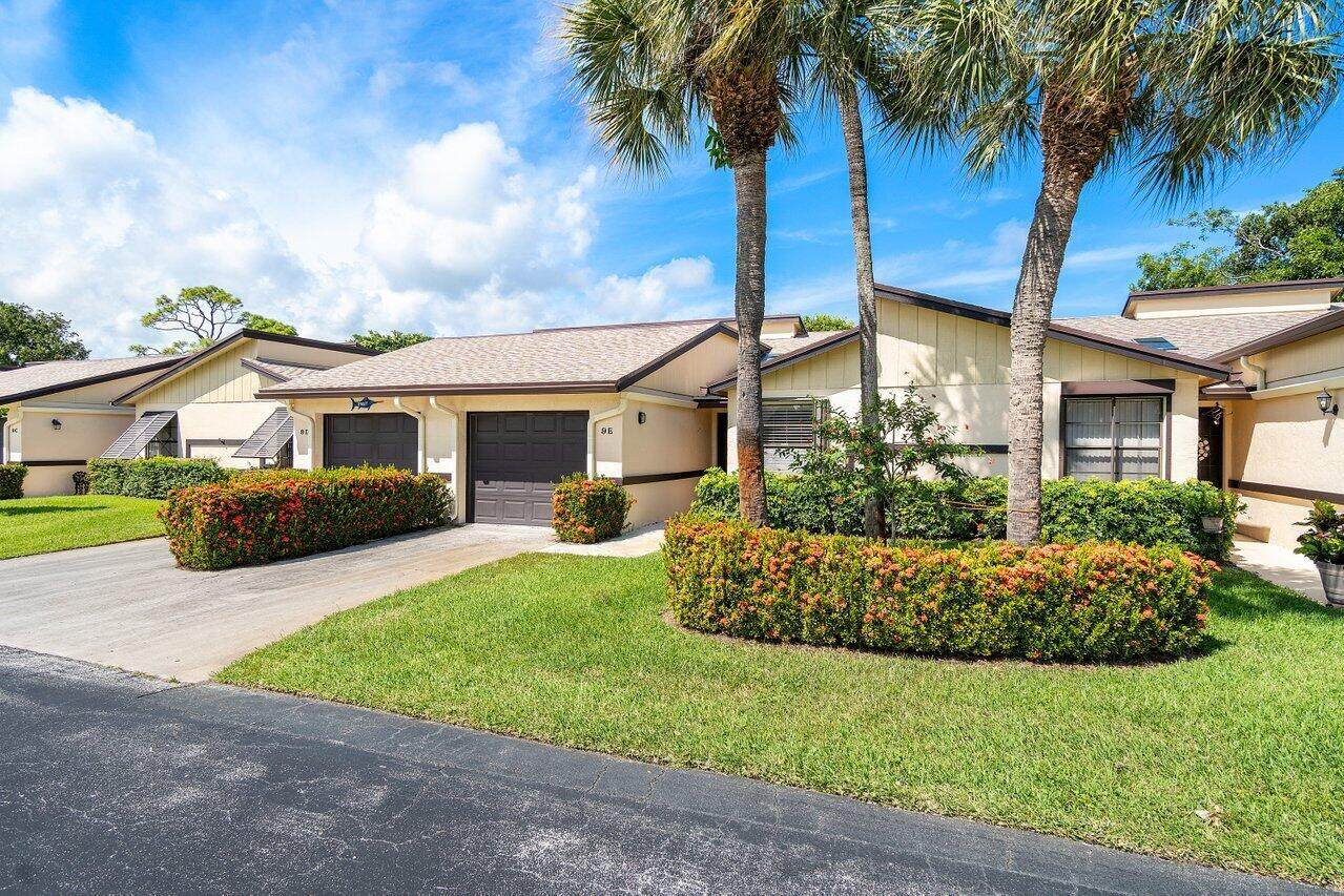 9 Ridgepointe Drive - Photo 1