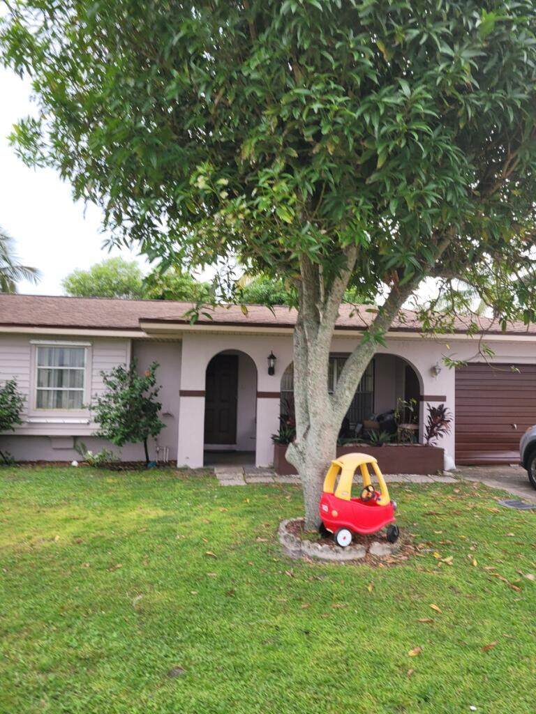 230 Midfield Lane - Photo 1