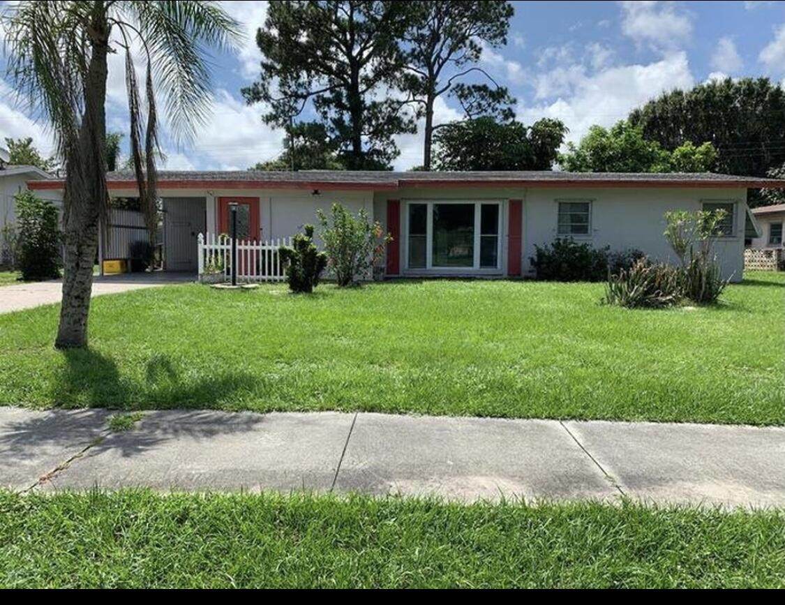 305 Riomar Drive - Photo 1