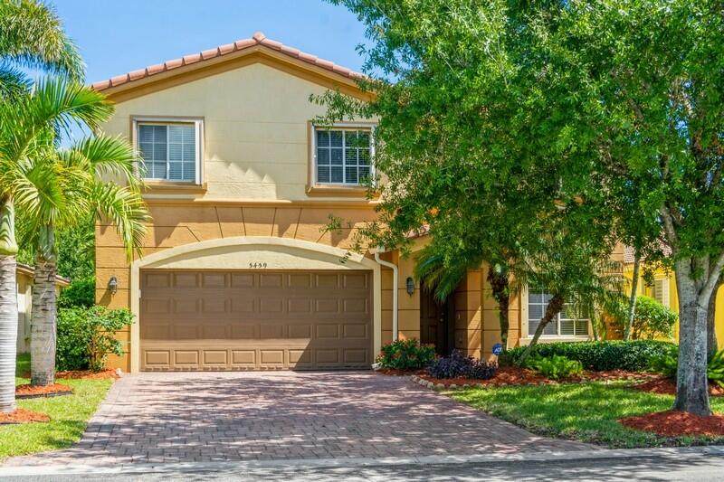 5459 Graham Drive - Photo 1