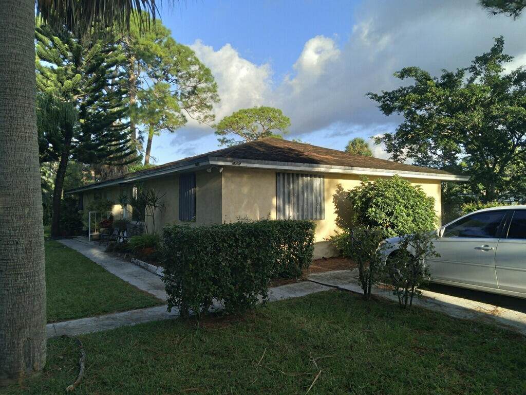 479 Tall Pines Road - Photo 1