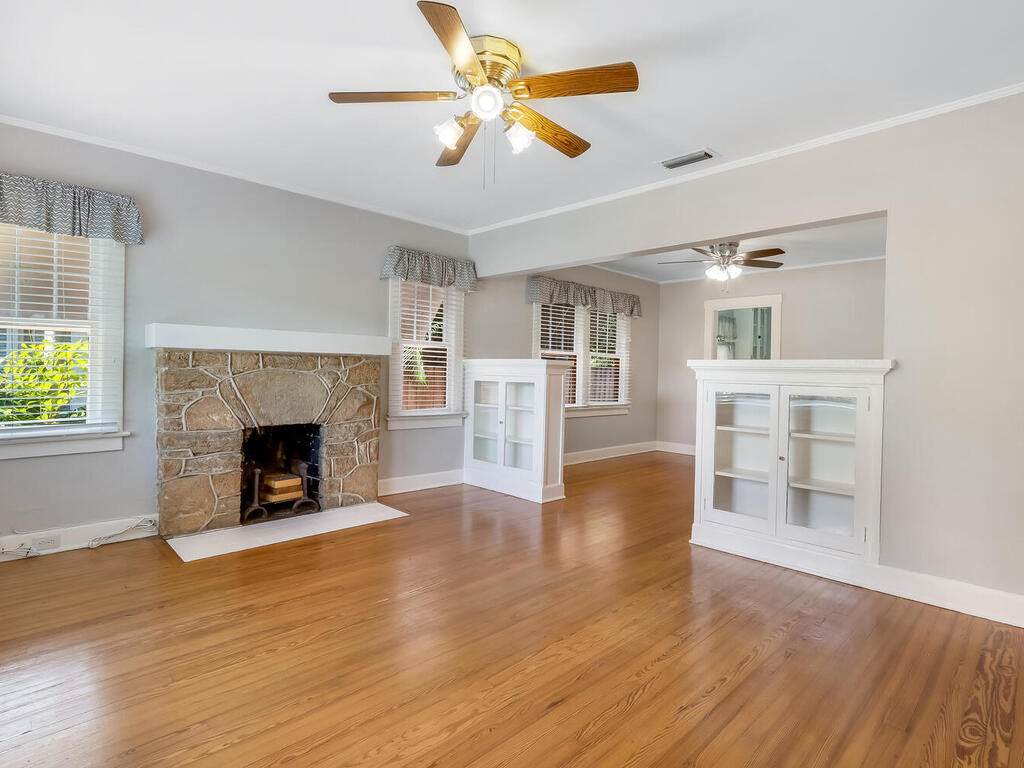 725 Palm Street - Photo 1