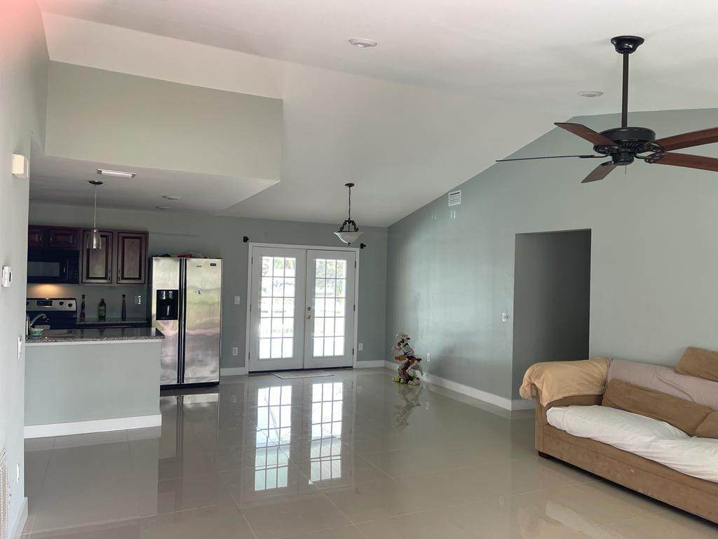 967 Aviation Avenue - Photo 1