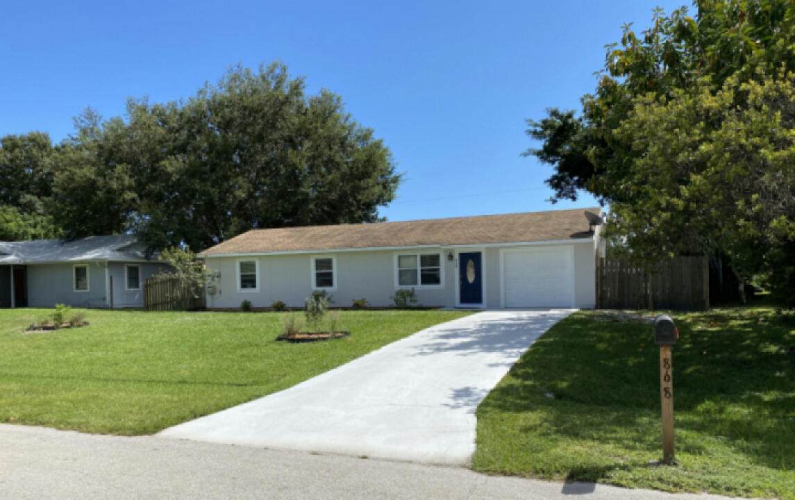 868 Amethist Terrace - Photo 1