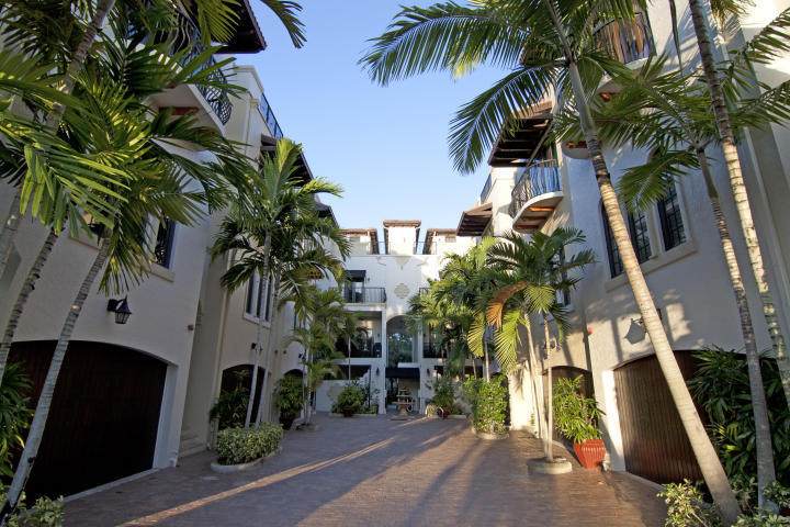 65 4th Avenue - Photo 1