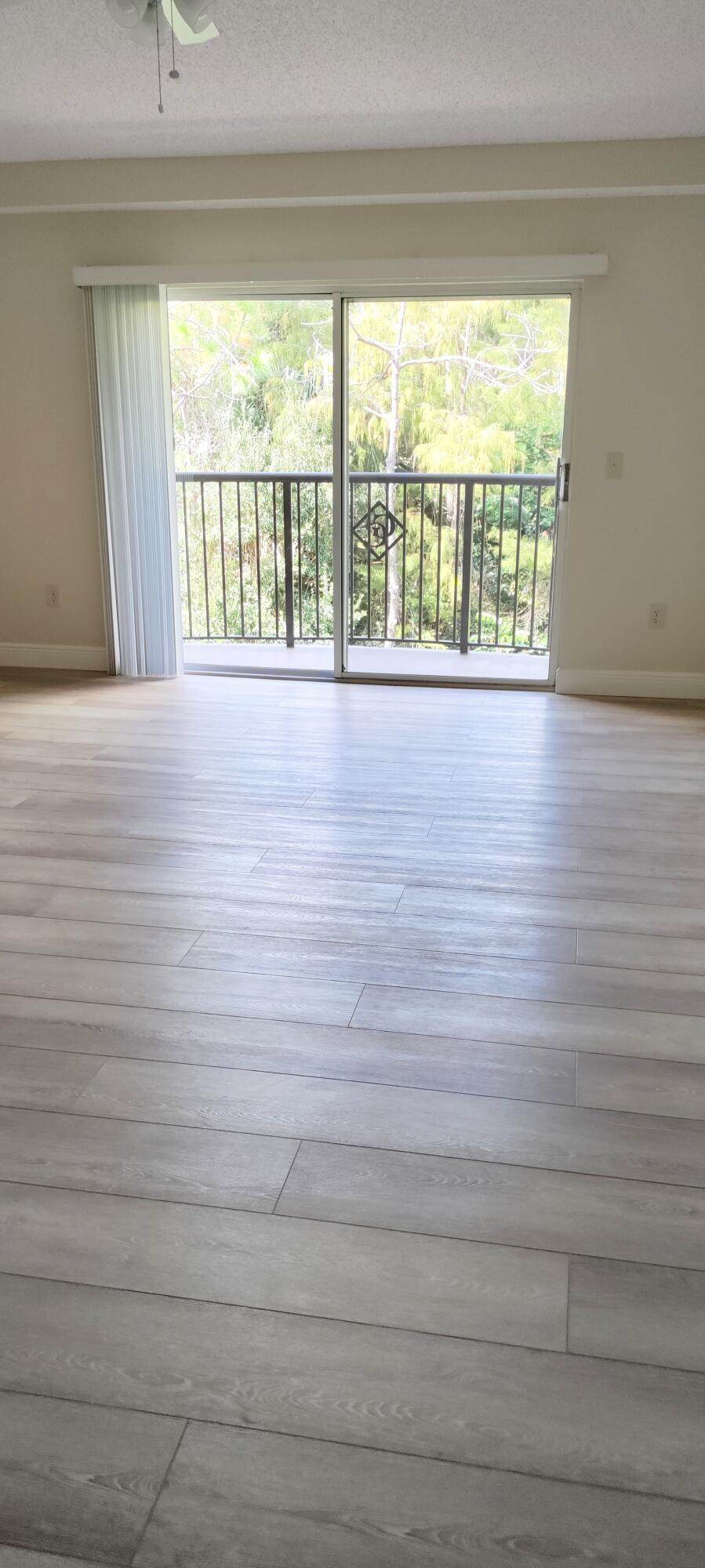 1000 Crestwood Court - Photo 1
