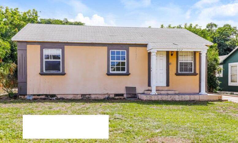 932 43rd Street - Photo 1