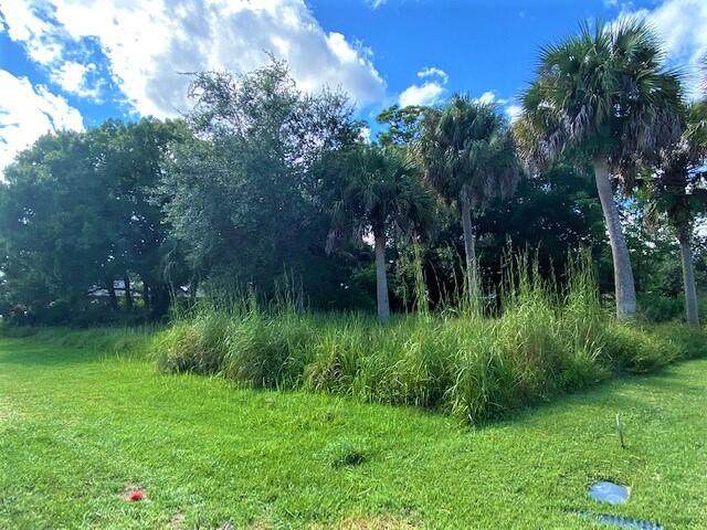 2550 Westfield Street - Photo 1