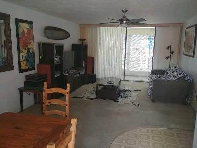 2851 Somerset Drive - Photo 1