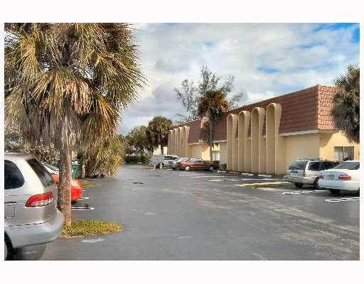 11350 Royal Palm Boulevard - Photo 1