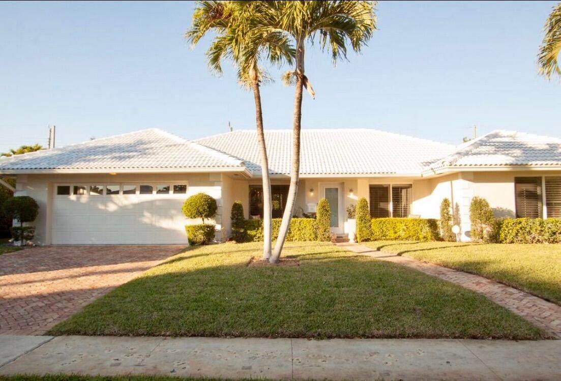 625 Holly Lane - Photo 1