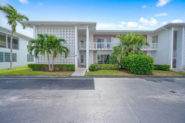 4501 Ocean Boulevard - Photo 1