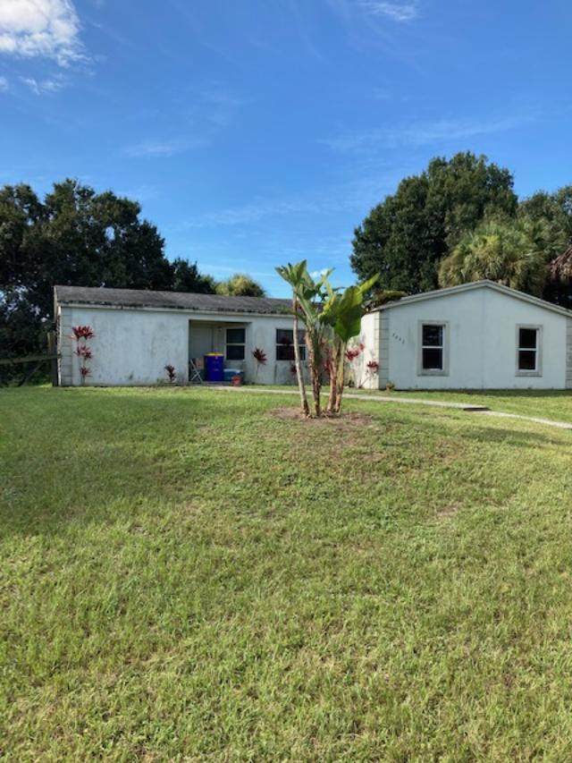 7492 40th Terrace - Photo 1