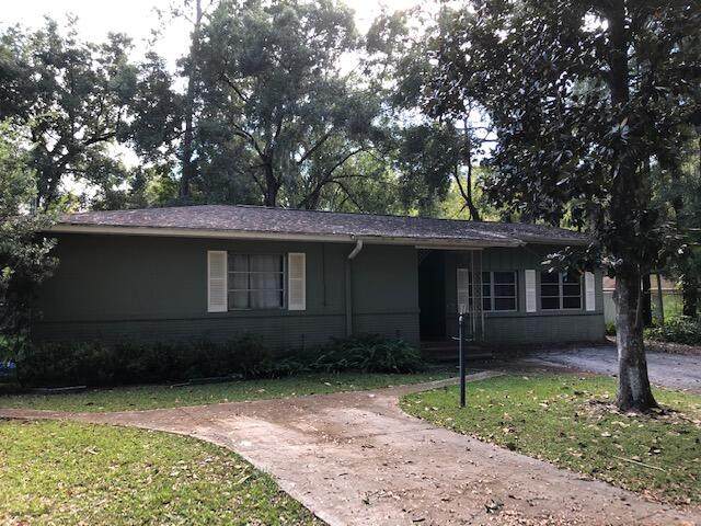 1516 11th Street - Photo 1
