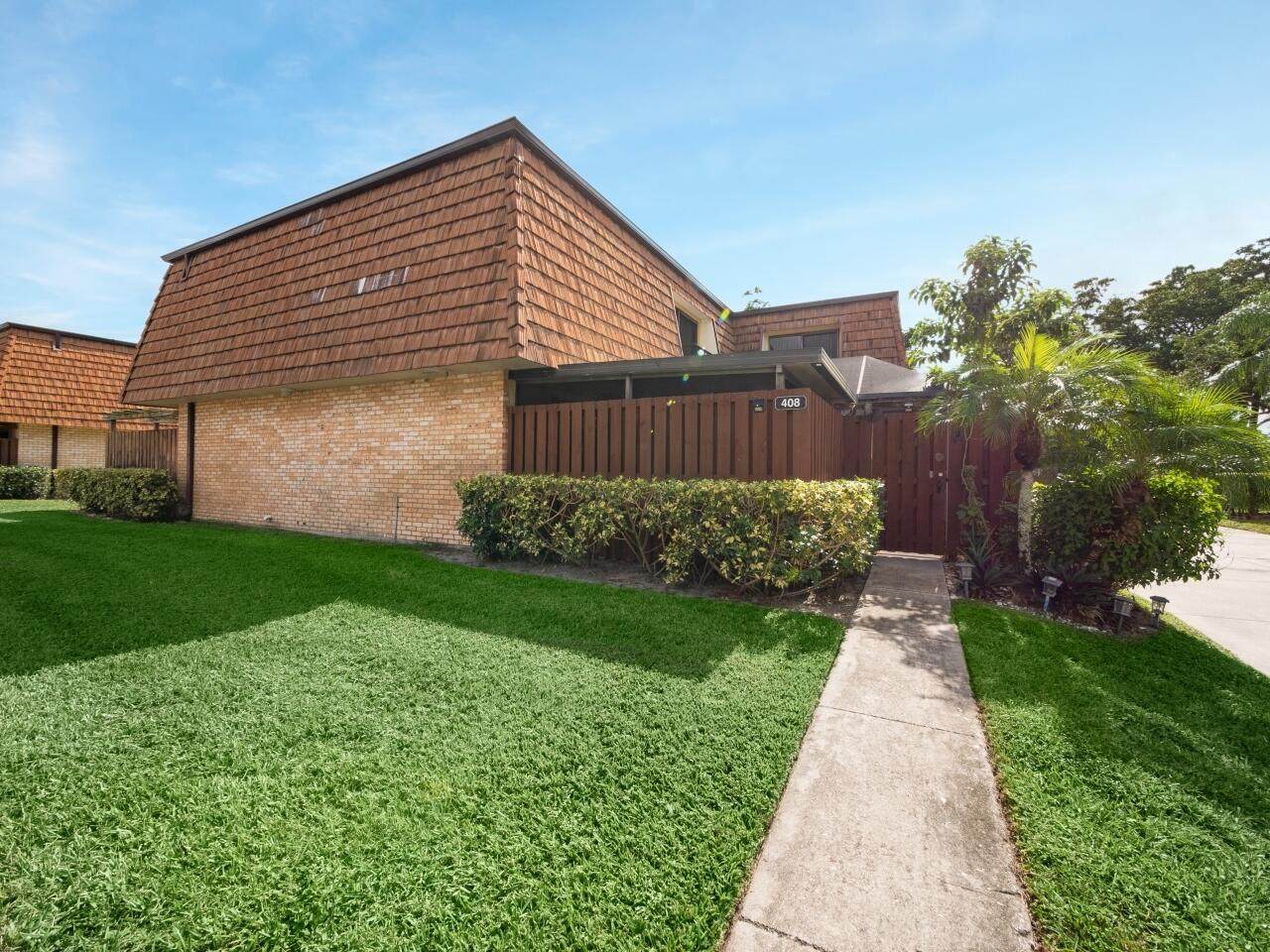 408 4th Lane - Photo 1