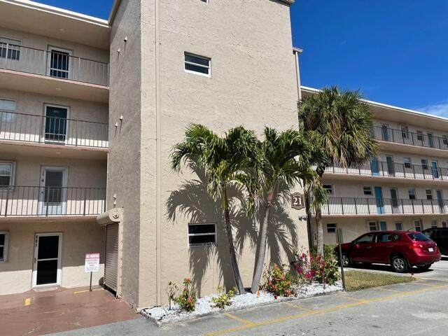 725 Lori Drive - Photo 1