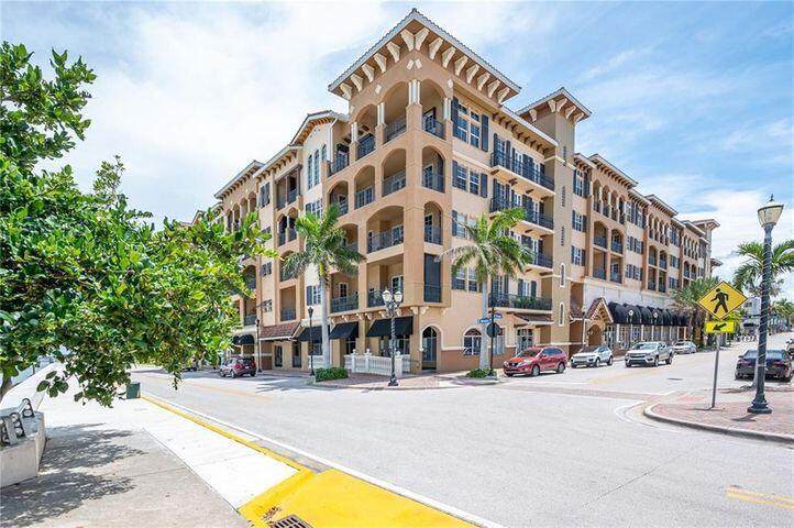 20 Orange Avenue - Photo 1