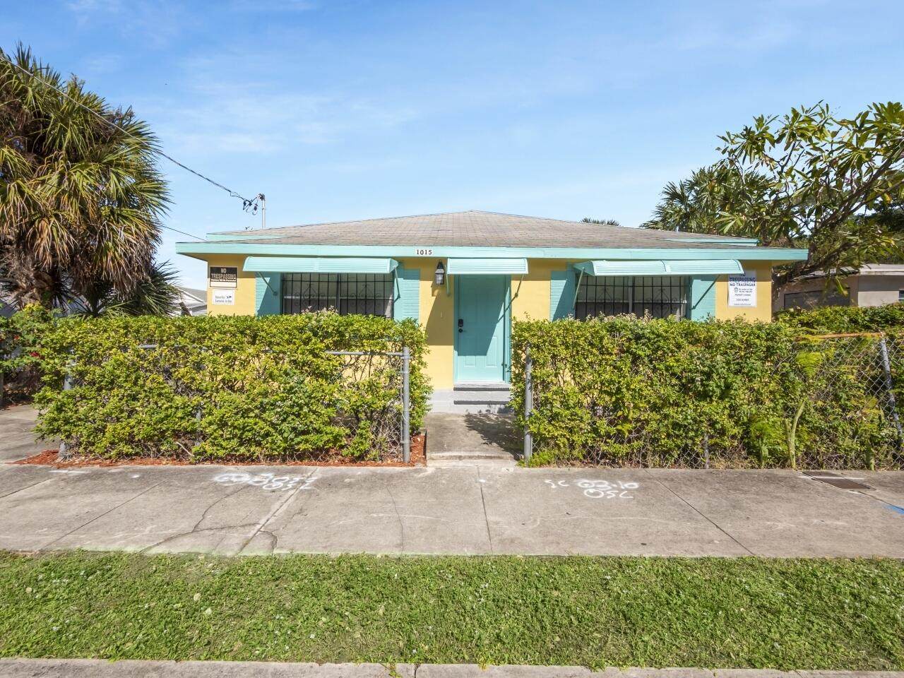 1015 10th Street - Photo 1