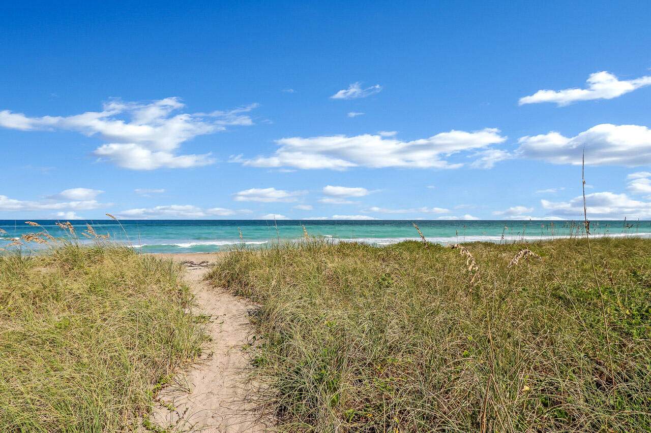 1501 Ocean Boulevard - Photo 1