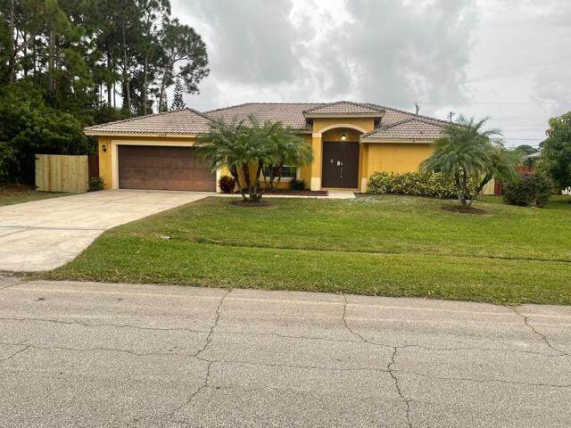 2234 Genoa Street - Photo 1