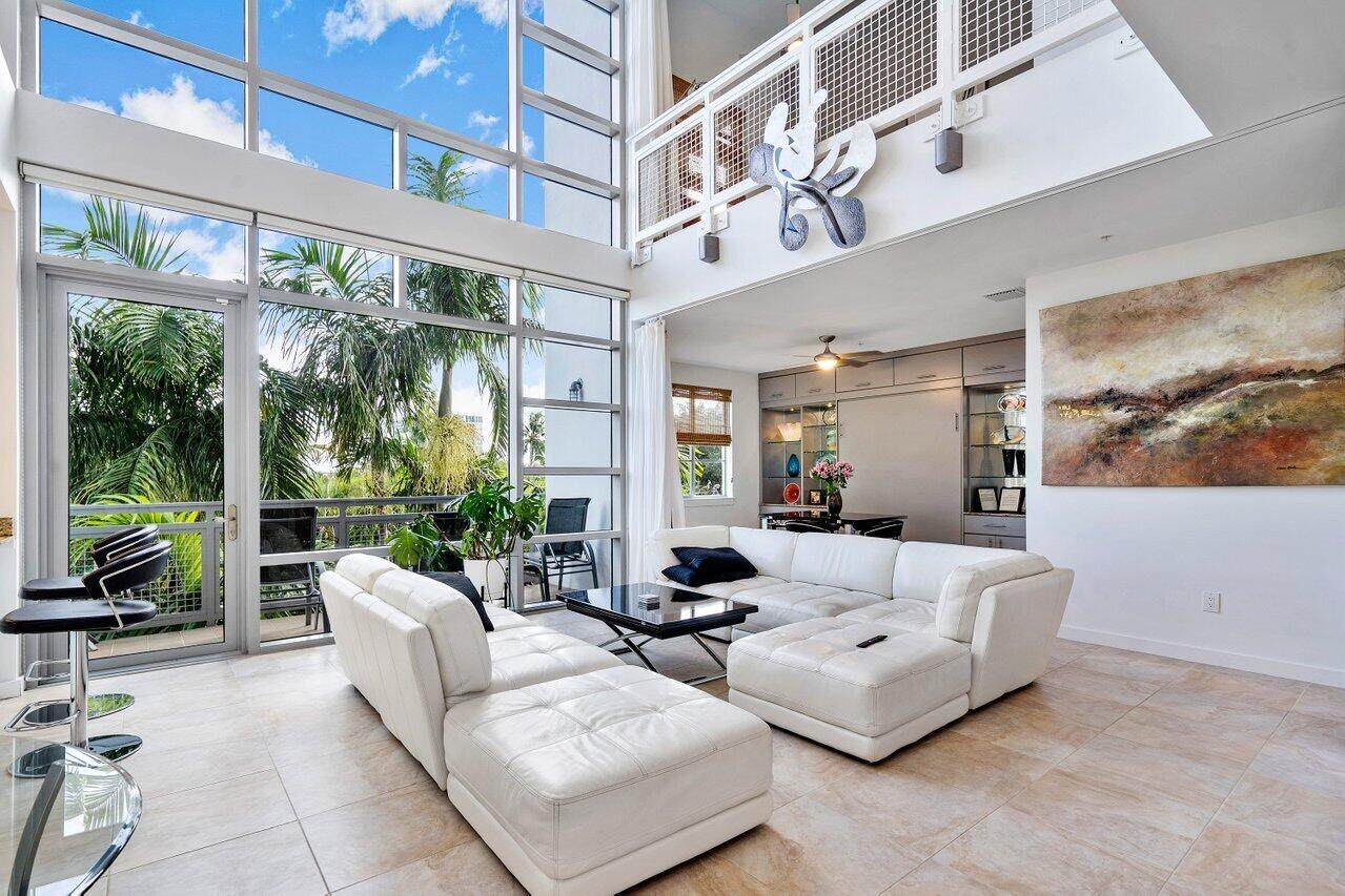 365 6th Avenue - Photo 1