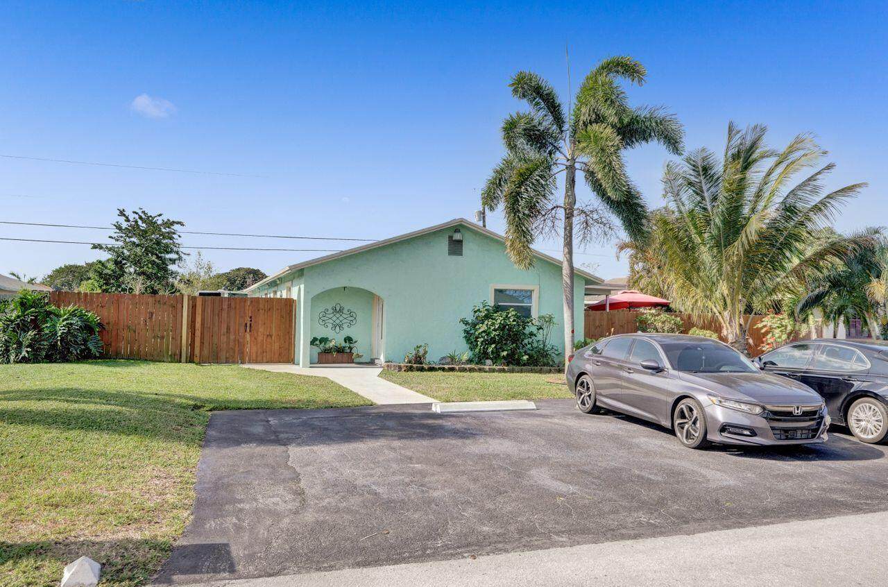 4728 Weymouth Street - Photo 1