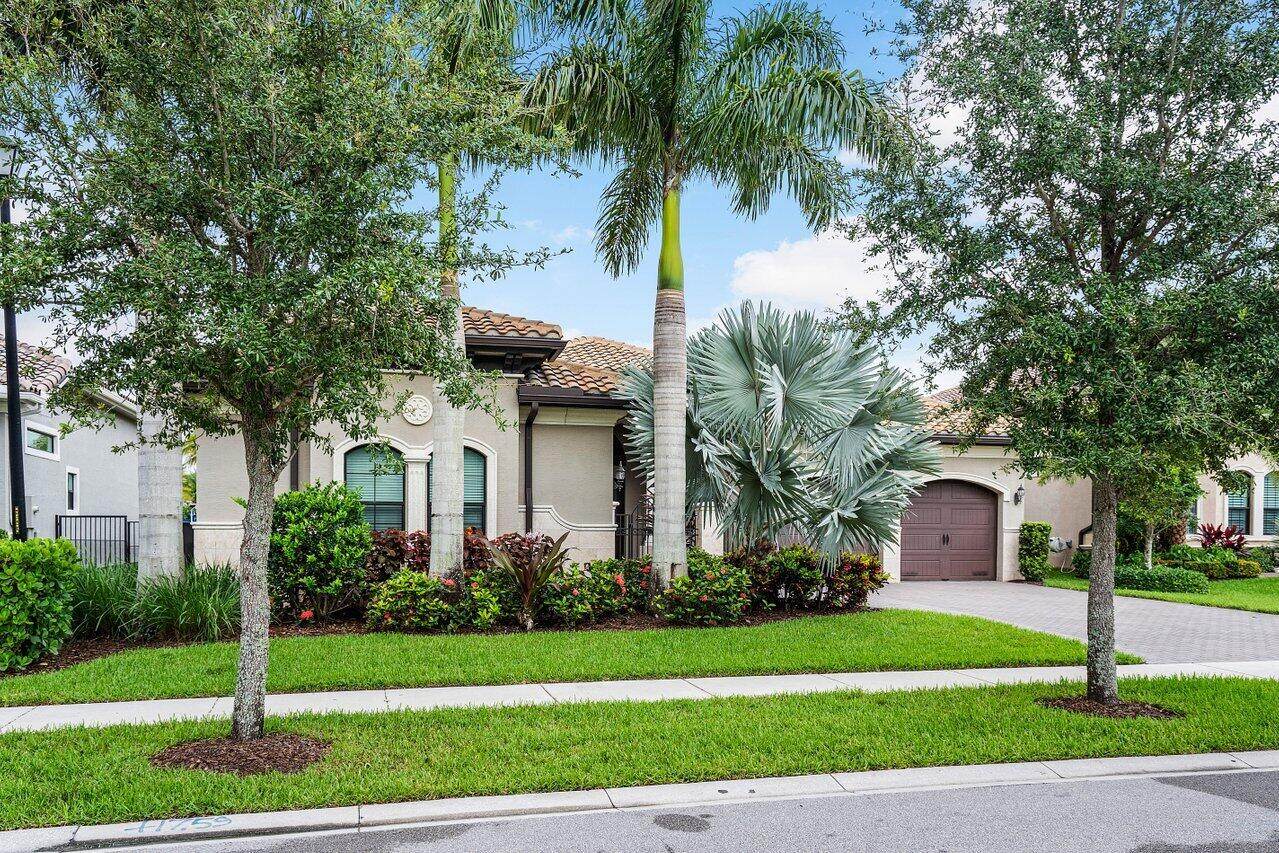 16833 Pierre Circle - Photo 1