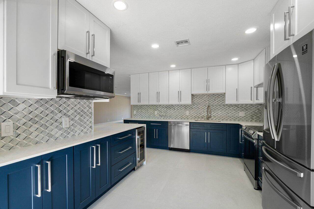 3925 Quail Ridge Drive - Photo 1