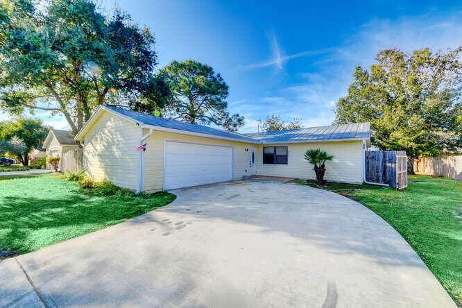 257 Starflower Avenue - Photo 1
