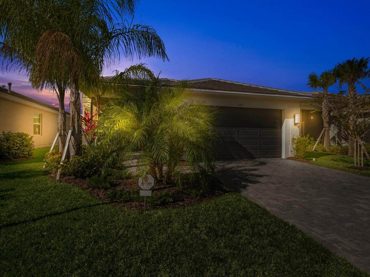 11727 Waterford Isle Way - Photo 1
