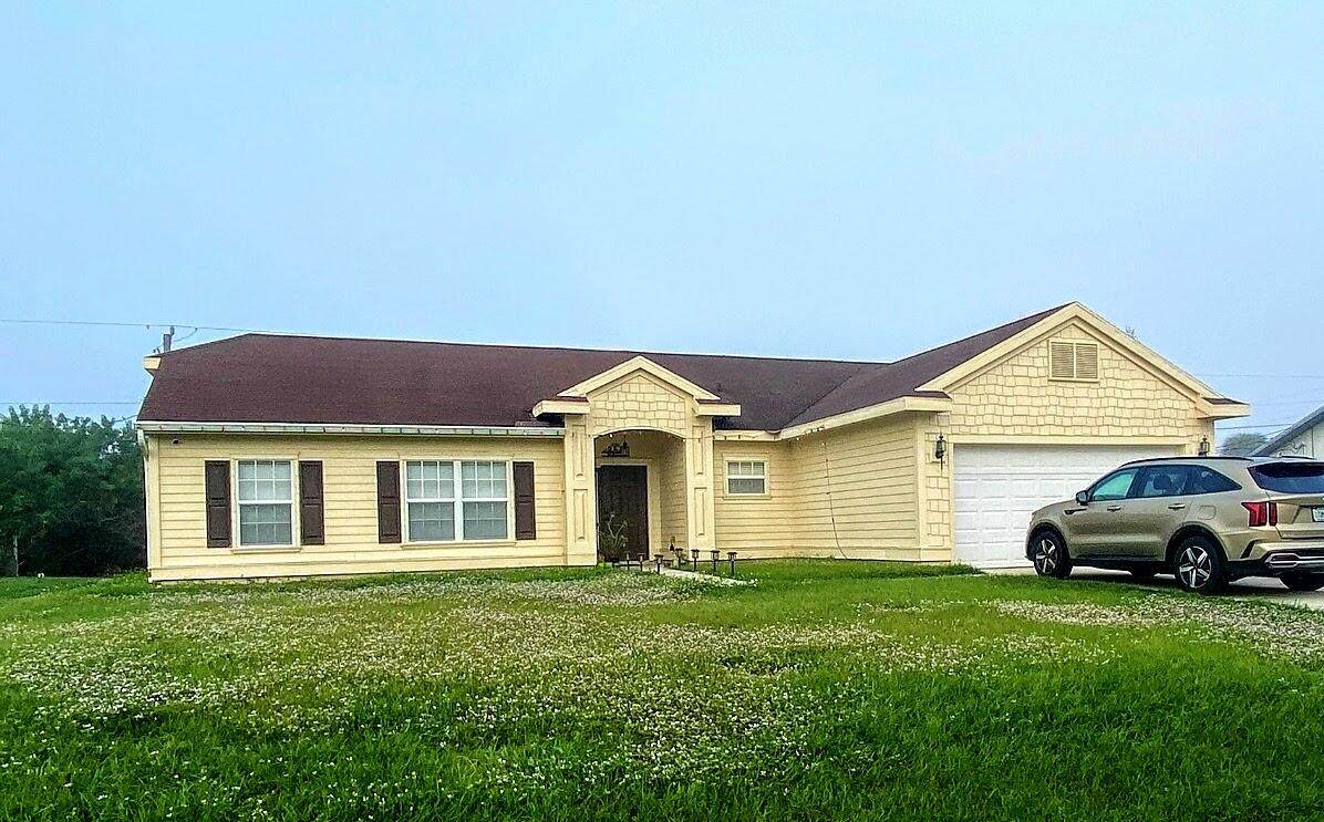 4801 Myrtle Drive - Photo 1