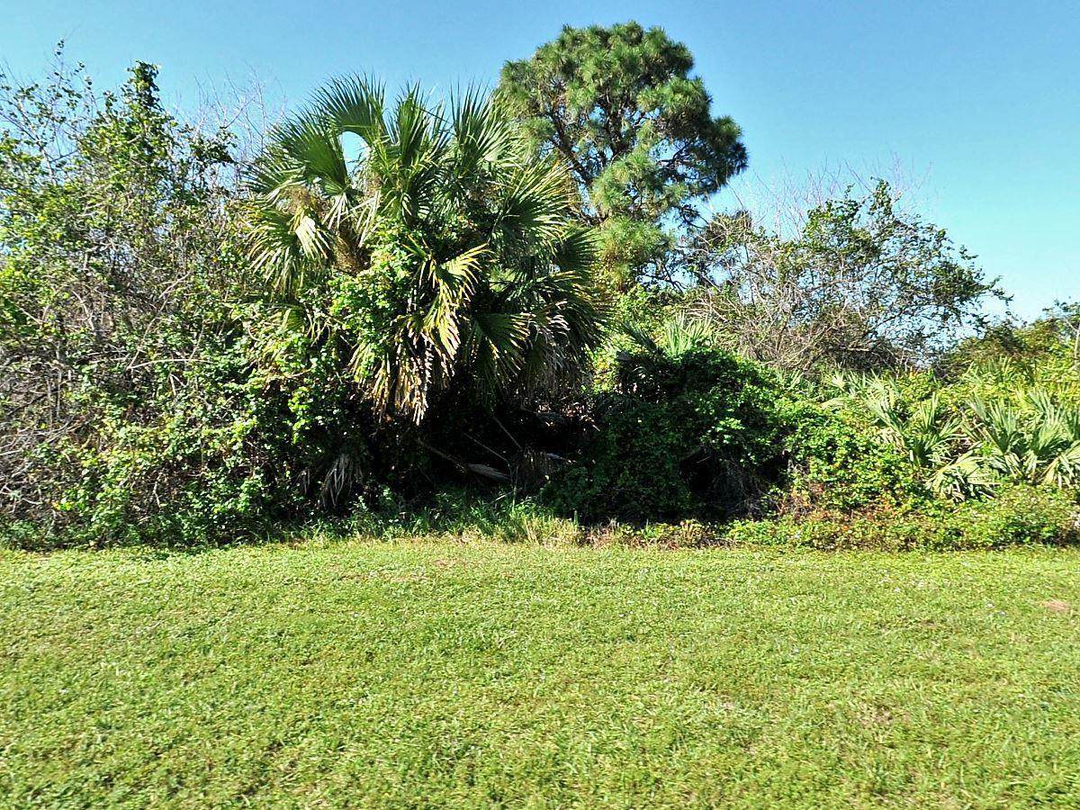 826 Del Rio Boulevard - Photo 1