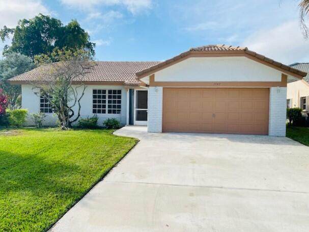 7747 Cloverfield Circle - Photo 1