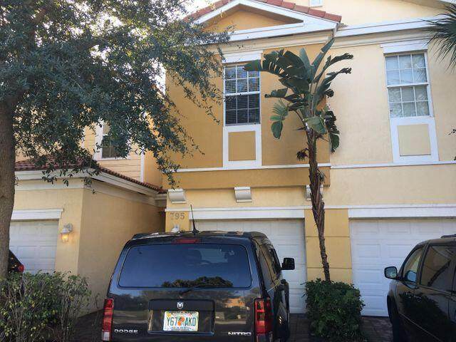 795 Pipers Cay Drive - Photo 1