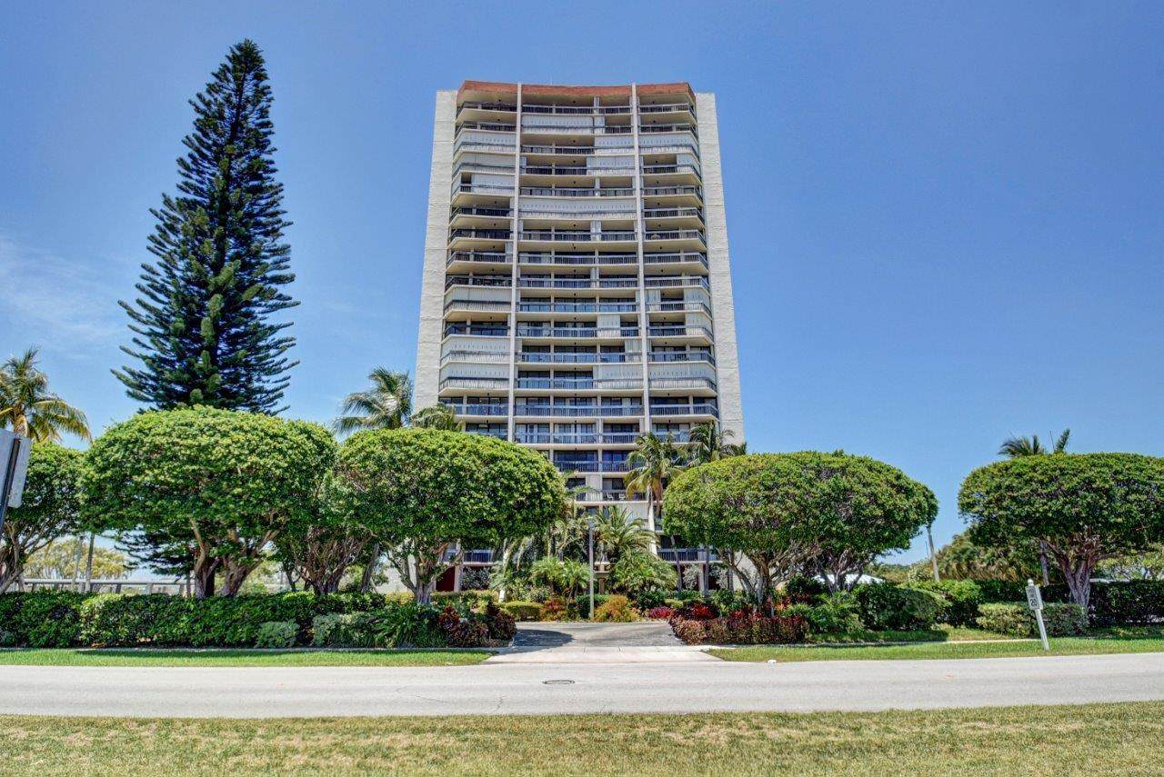2400 Presidential Way Way - Photo 1