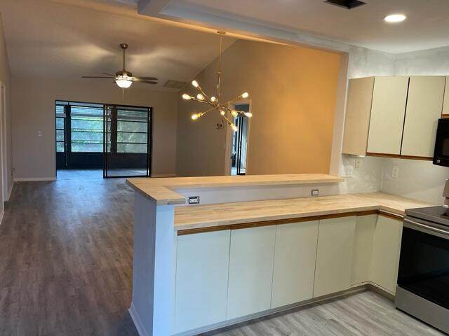 1200 Parkview Place - Photo 1