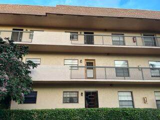 6080 Sabal Palm Boulevard - Photo 1