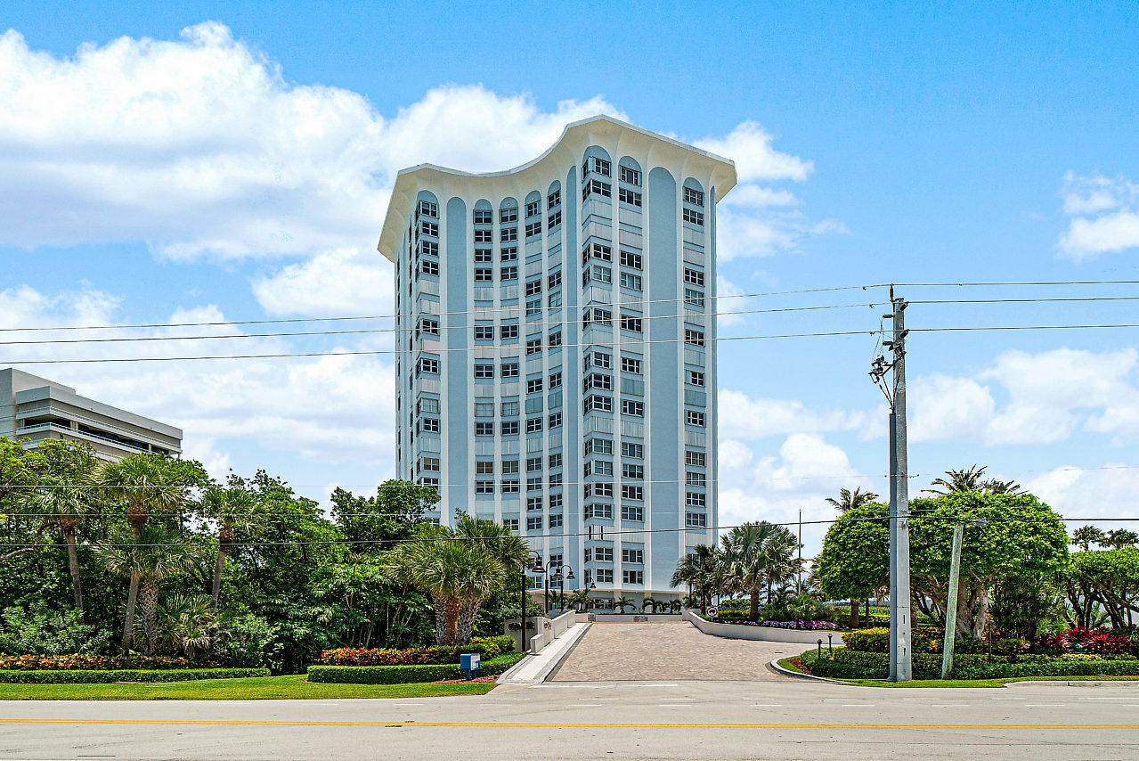 5200 Ocean Drive - Photo 1