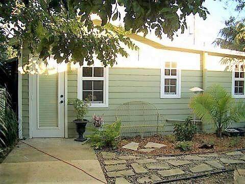 223 Swinton Avenue - Photo 1