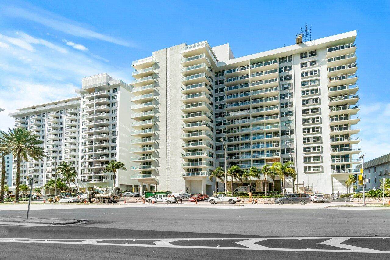 5750 Collins Avenue - Photo 1